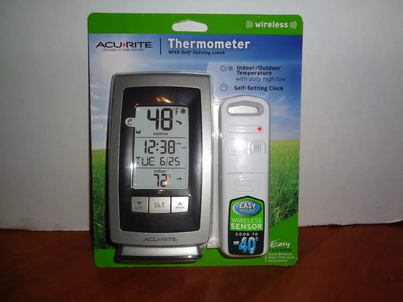 AcuRite Wireless Indoor Outdoor Digital Thermometer with High Low Memory & Clock