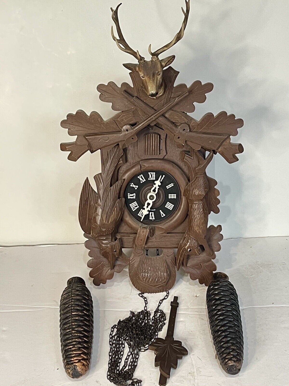 Antique German 8 DAY HUNTER Carved Black Forest Cuckoo Clock RUNNING CONDITION