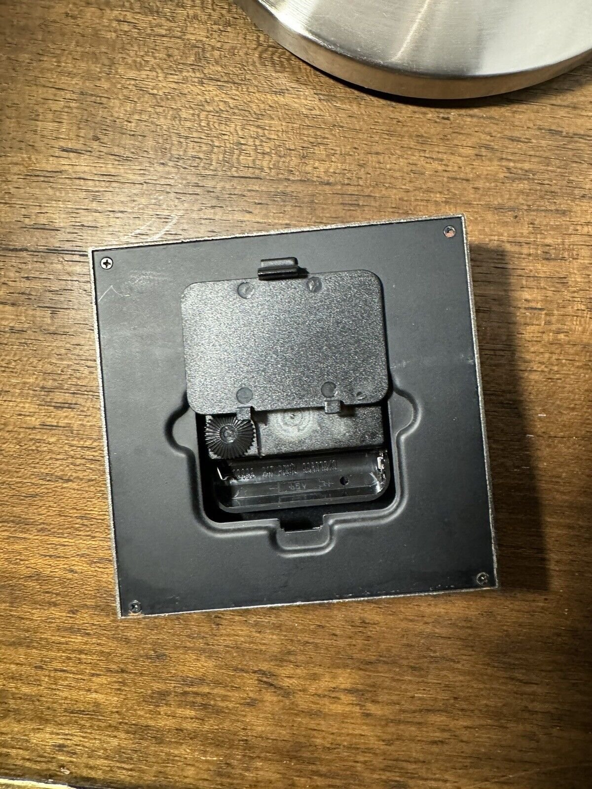 bulova table clock