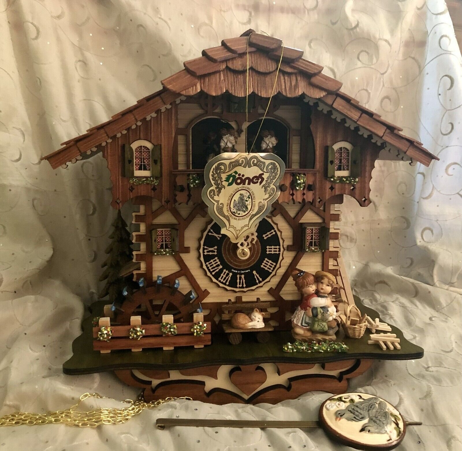 Cuckoo Clock 8-day-movement Chalet-Style 34cm by Hönes