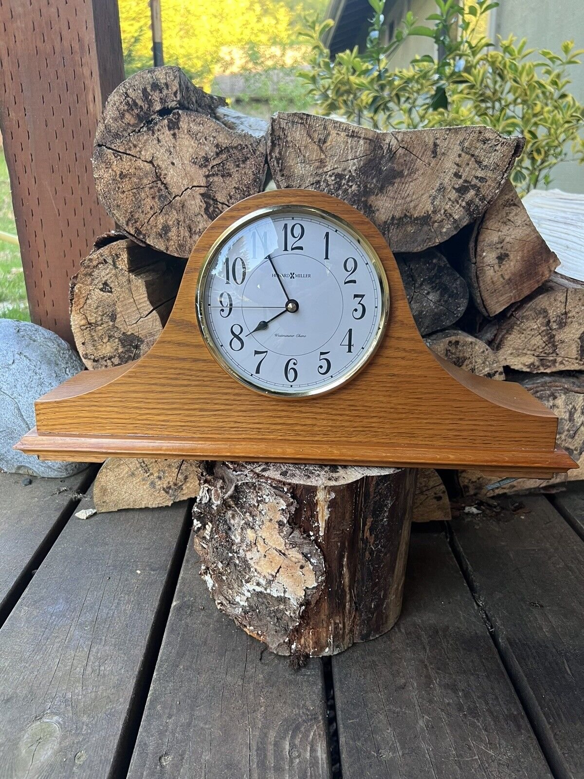Howard Miller Mantle clock Analog Arch Tabletop 635-100