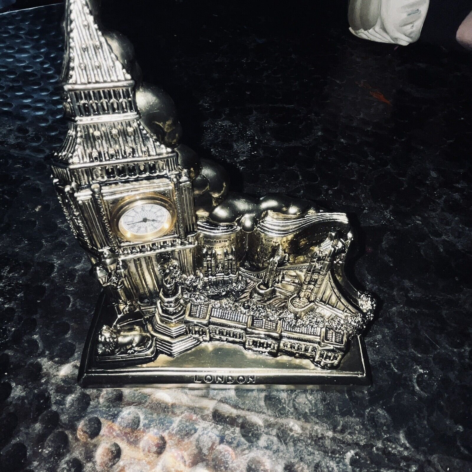 Londan “Big Ben” Desk Clock From 1999 Vintage Antique