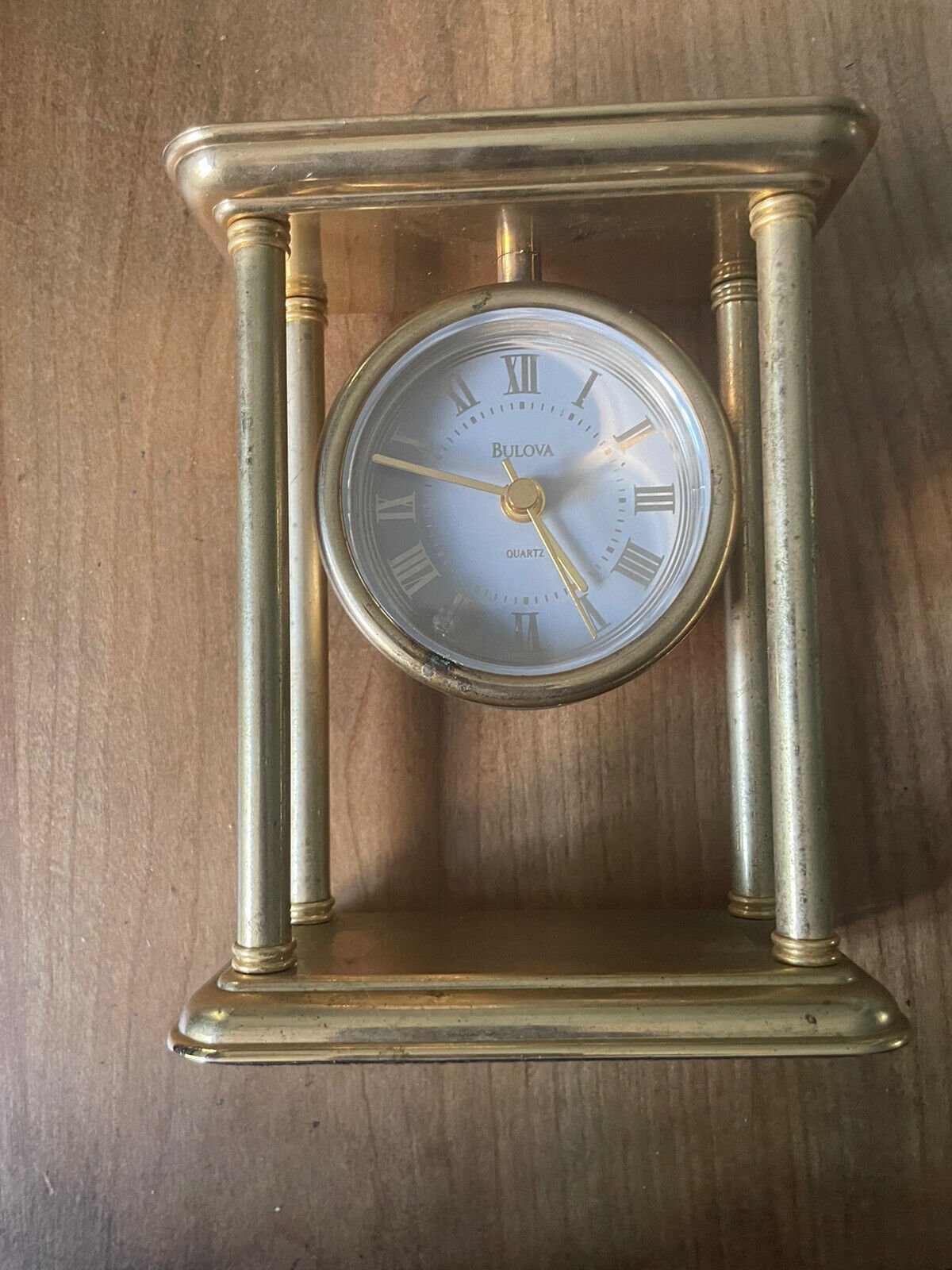 Bulova B1435 Desk Table Clock Quartz Gold