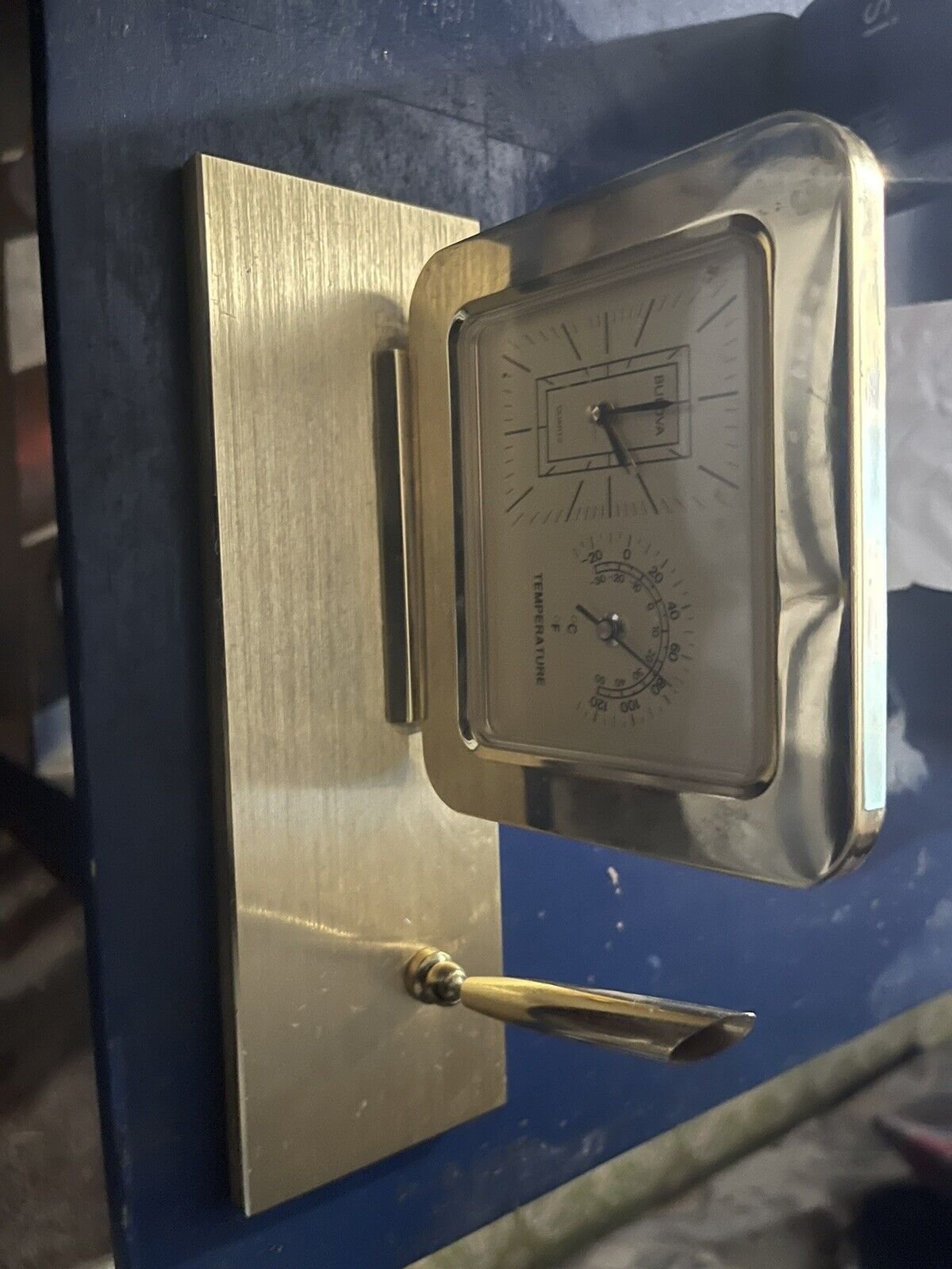 bulova quartz desk clock With Pen Holder