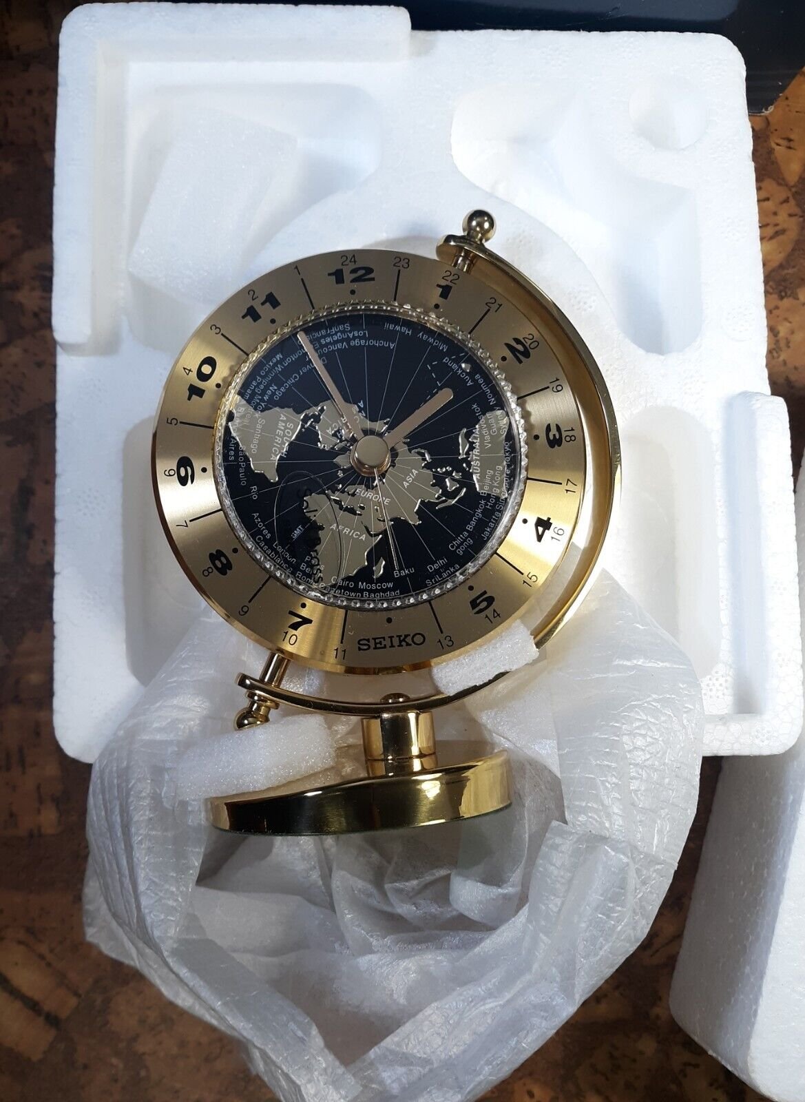 Seiko Solid Brass Table Clock World Time Gimbaled Case QHG106GLH New In Box