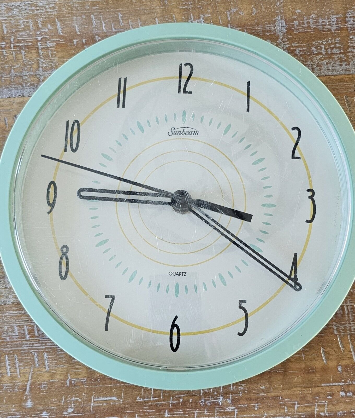Sunbeam Wall Clock Jadeite Mint Green Mid Century Style Battery Op Post Modern