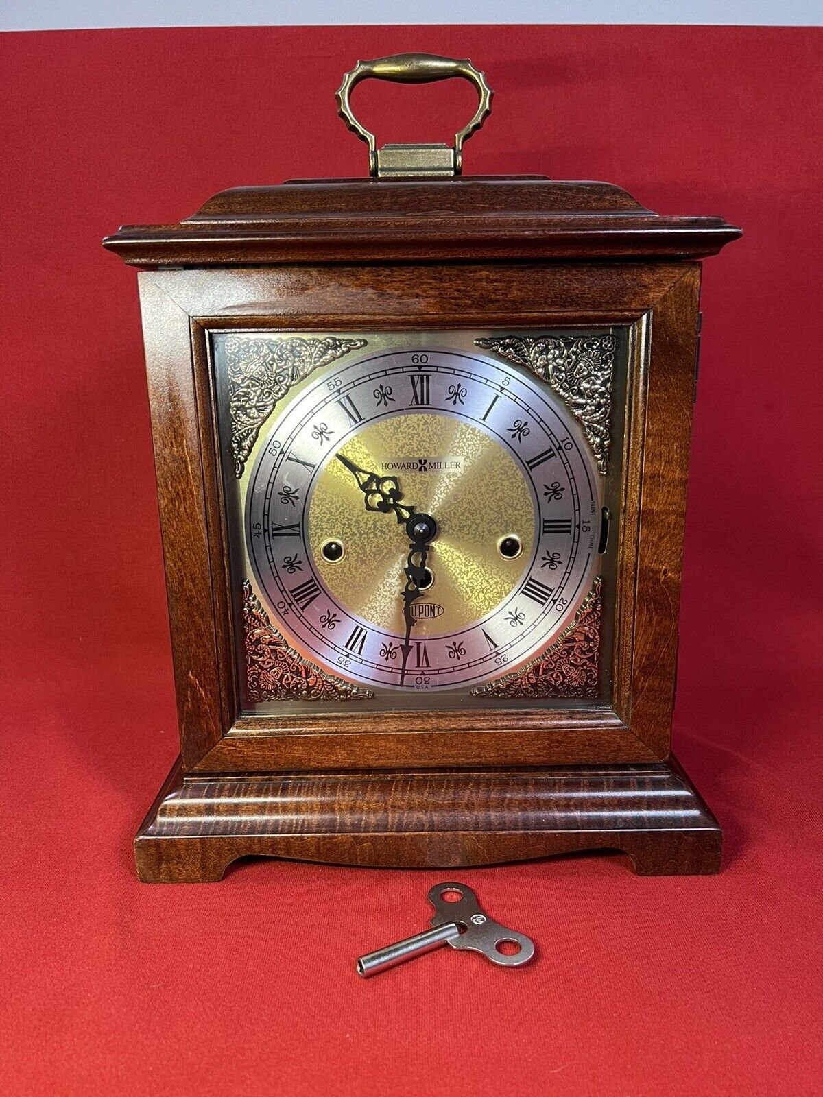 Vintage Howard Miller Model 612-437 Mantle Clock Franz Hermle Movement with Key