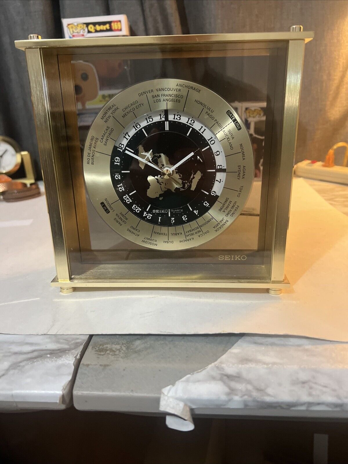 Vintage Seiko World Time Zone Airplane Second Hand Quartz Desk Mantel Clock