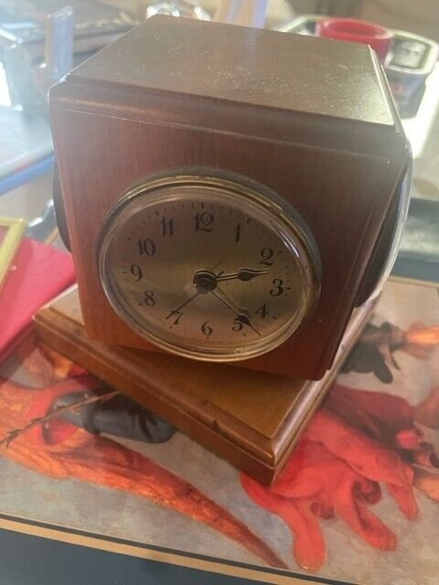 Antique wood table clock square quartz movement termomether change confort zone