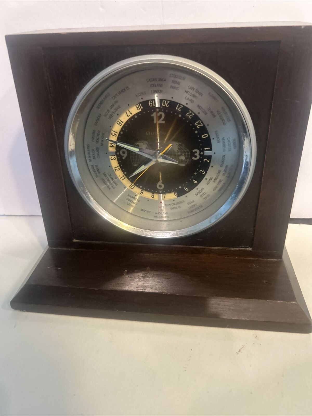 Vintage Bulova Executive Desk Mantel World Clock 15V