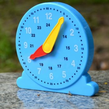 Learning Clock for Kids - Telling Time Teaching Clock Kids Wall Clocks for Bedrooms Kids Room Decor Silent Analug Clock Early Learning Educational Toy Gift for Toddler Baby, 1/2/4 Pack