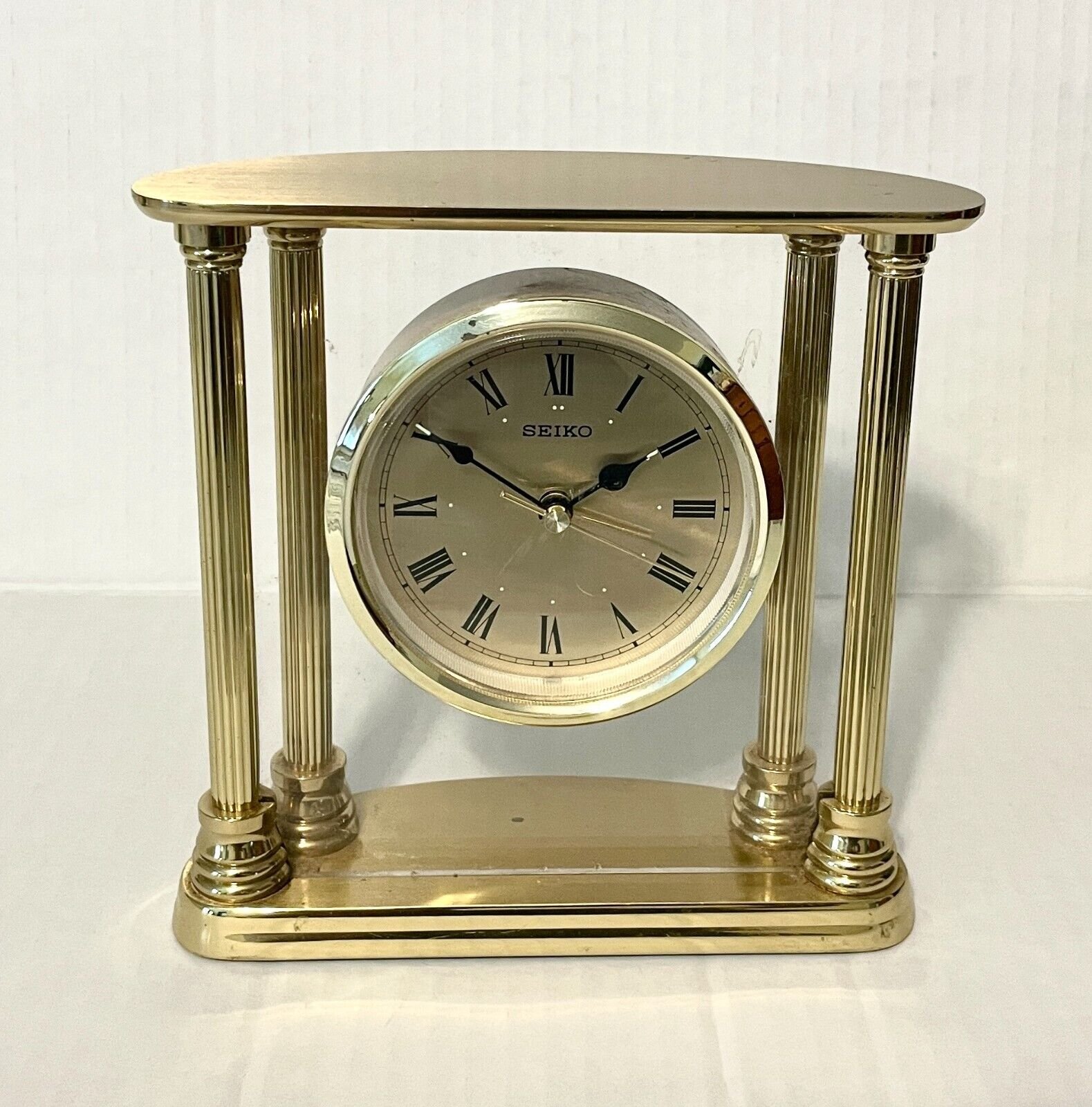 Attractive Seiko 5.5 Inch Gold/Brass Alarm Desk Clock in Nice Working Condition!