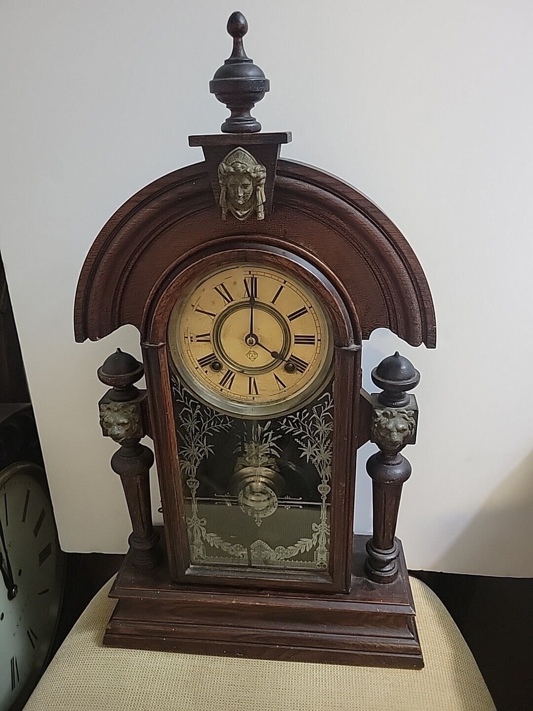 Beautiful Antique Ansonia Parlor Kitchen Mantle 8 Day Clock With Key Chime,King