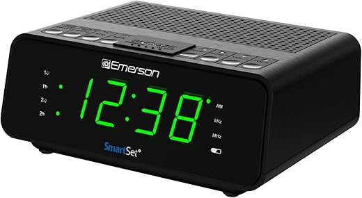 Emerson SmartSet Dual Alarm Clock Radio with AM/FM Radio, Dimmer, Sleep Timer and .9