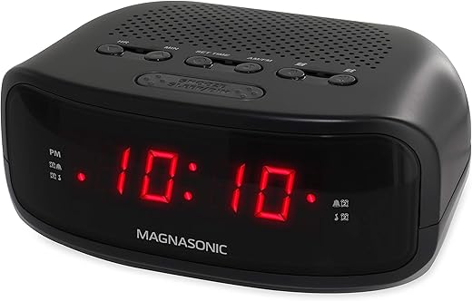 Magnasonic Digital AM/FM Clock Radio with Battery Backup, Dual Alarm, Sleep & Snooze Functions, Display Dimming Option (EAAC200)