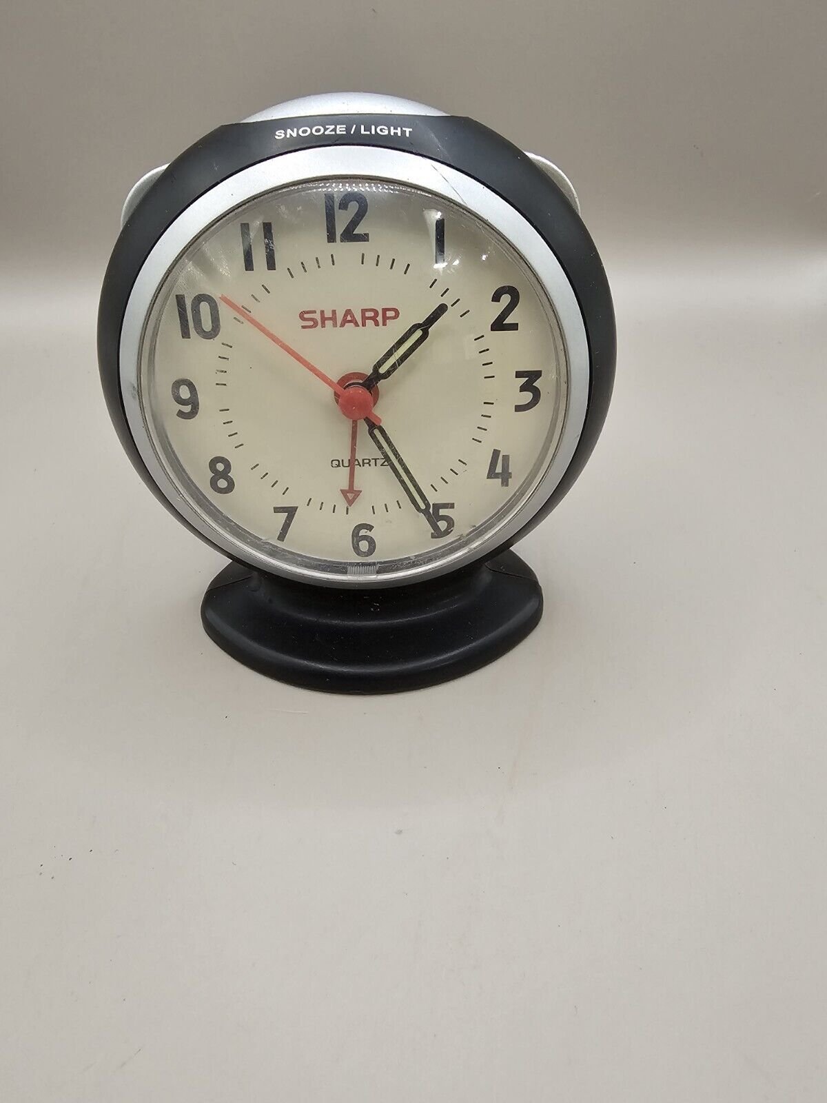 Sharp Quartz Analog Alarm Clock Black