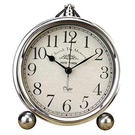 Vintage Table Clock, Iron European Style Desk Clock Battery Operated Silver