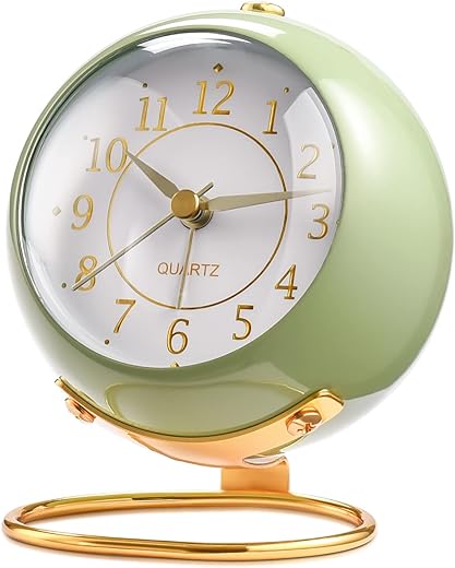 Analog Alarm Clocks,Retro Backlight Cute Simple Design Small Desk Clock with Night Light,Silent Non-Ticking,Battery Powered,for Kids,Bedroom,Travel,Kitchen,Bedside Desktop.(Green)