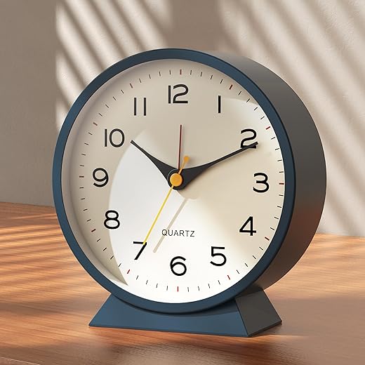 AYRELY® 4.5" Analog Alarm Clock,Small Retro Desk Clock Battery Operated,Slient Metal Table Clock with Light for Living Room Decor,Bedroom,Bedside (Blue)