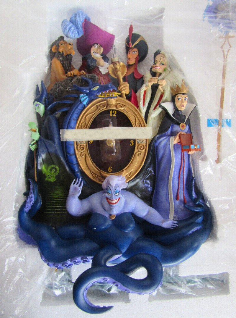 Classic Villains Timeless Treachery Cuckoo Clock With Lights And Music