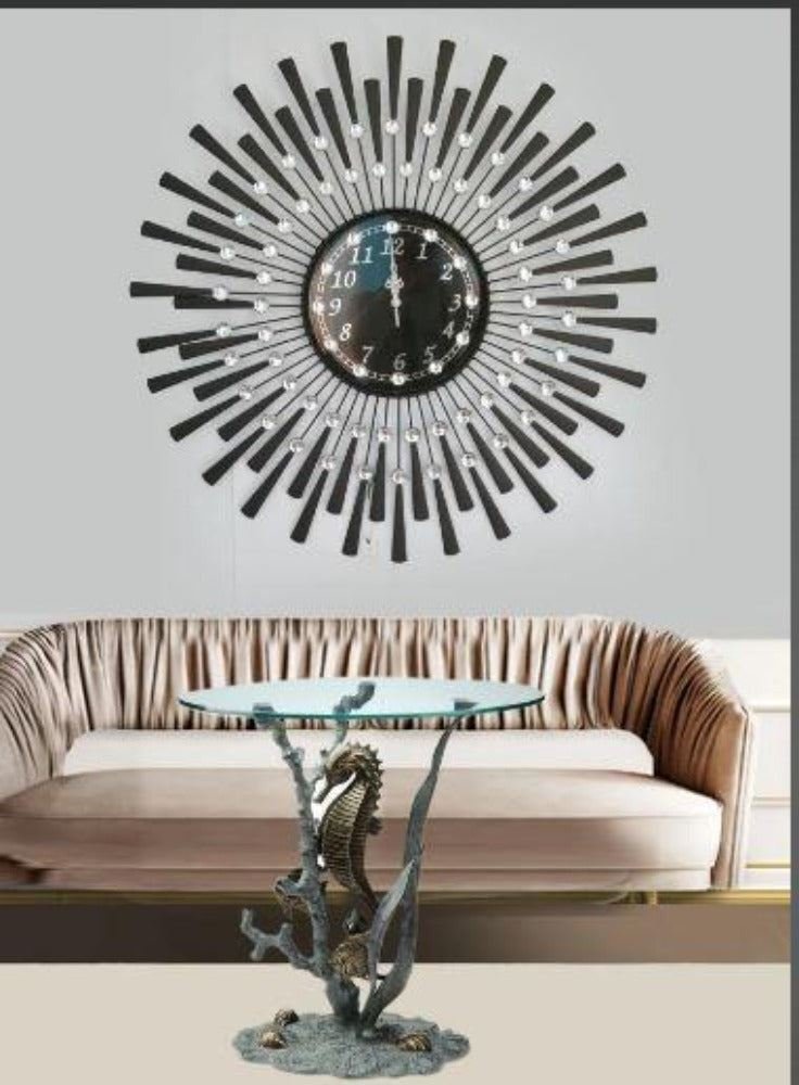 Creative Embracing Look Modern Wall Clock