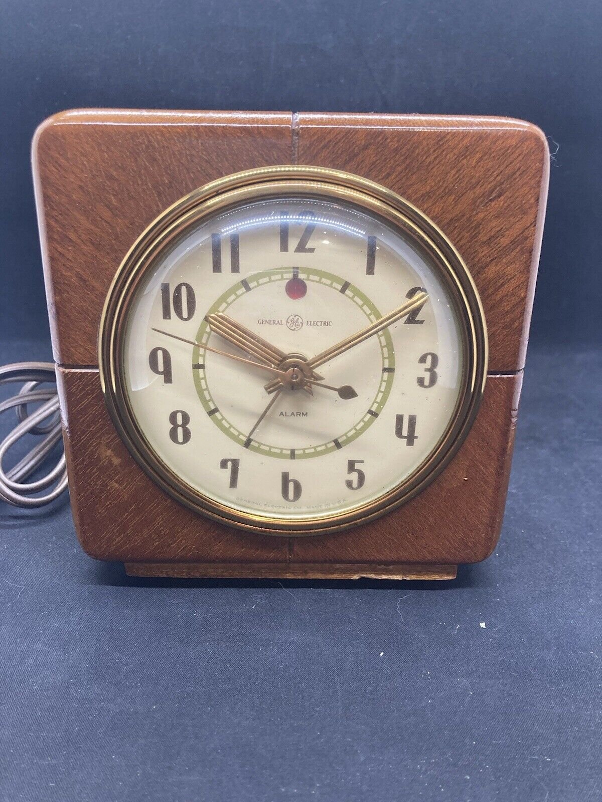 General Electric 7H140 the DELEGATE Desk Clock Mahogany Works!