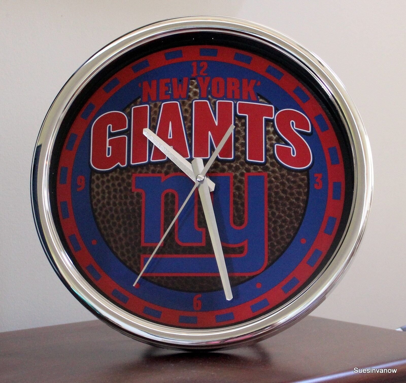 Giants Clock New York 12" Face Wall or desk NFL Football chrome Seconds Hand
