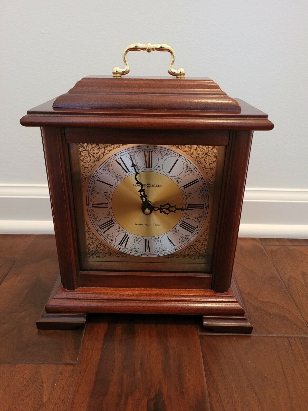 Howard Miller Medford Special Mantel Clock 612-480 Keeps Time / Does Not Chime