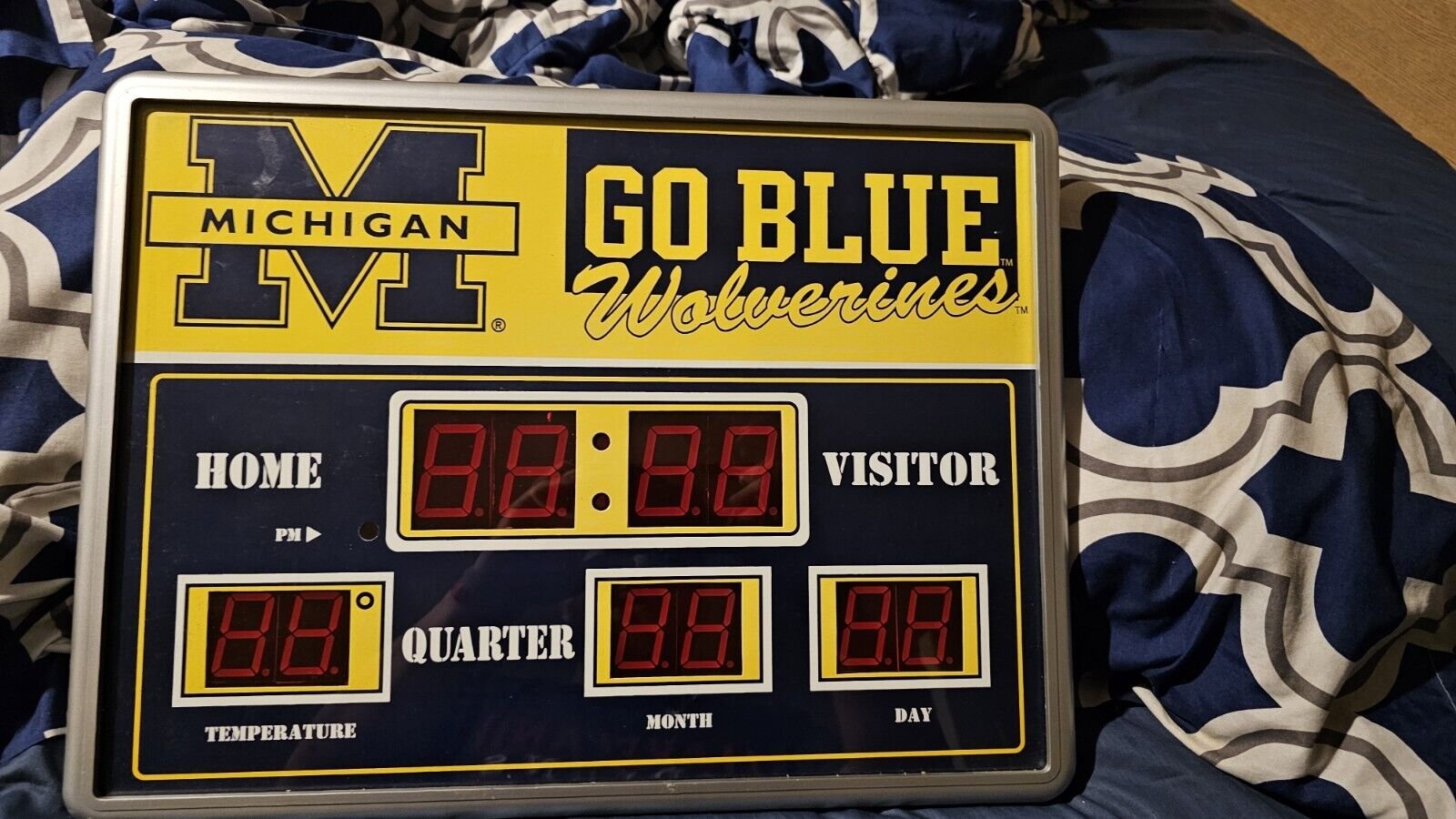 Michigan Wolverines Vintage Scoreboard Indoor Outdoor Clock Date Temp Rare!