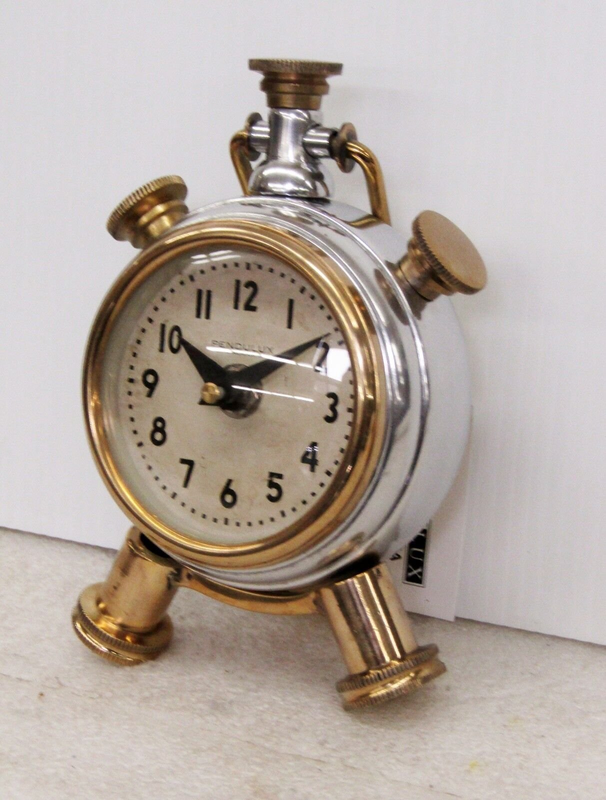 PENDULUX SPROUT TABLE CLOCK -TCSPRAL
