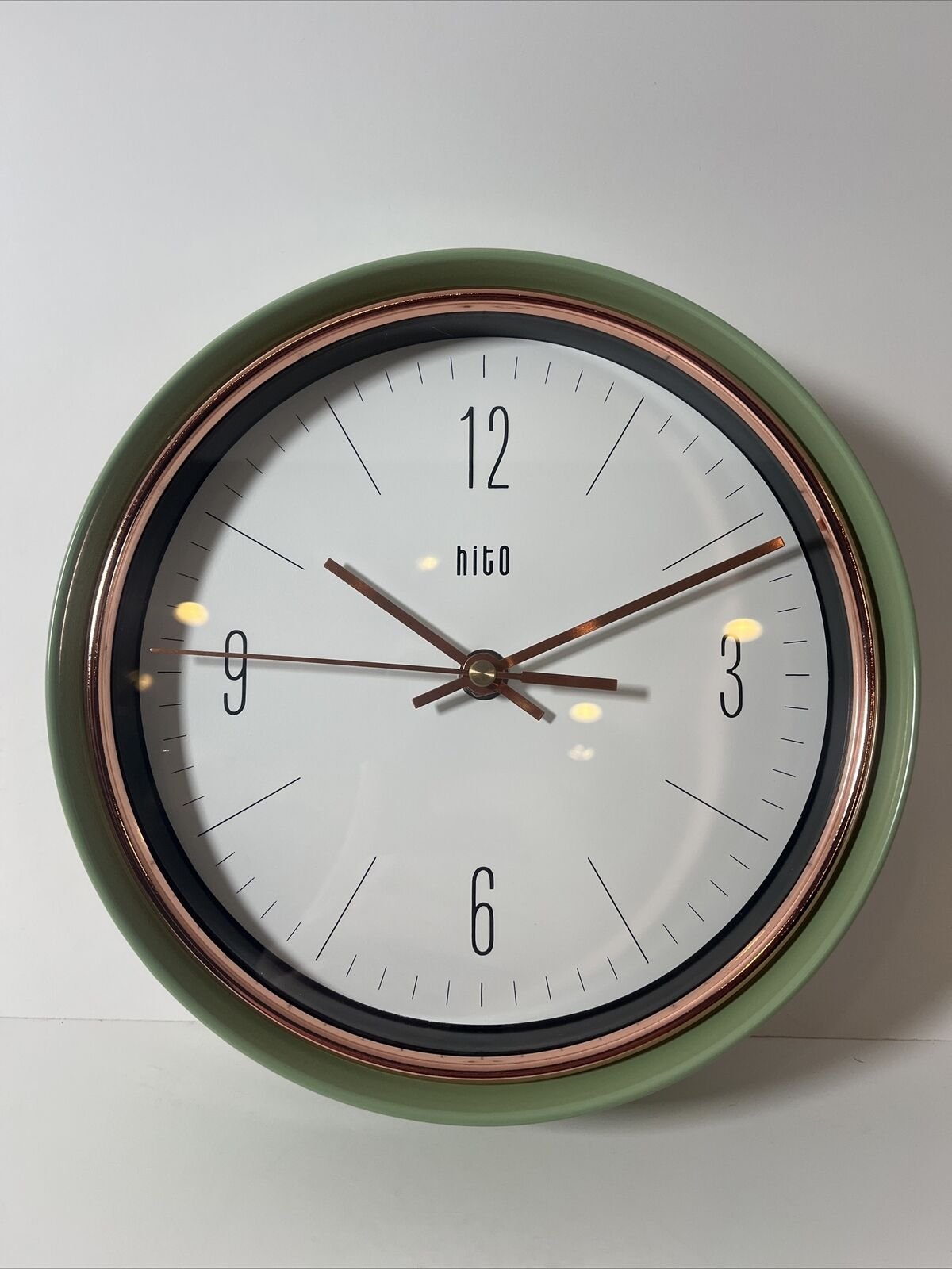 Polytime Quartz Wall Clock Hito non ticking Wall Clock