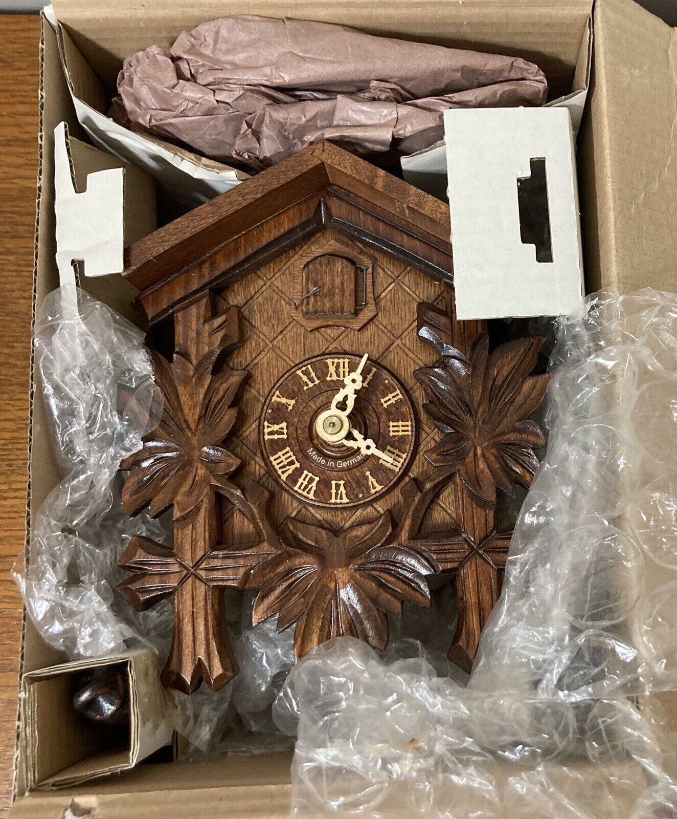 River City Cuckoo Clock Bird with Five Leaves Hand Carved Made In Germany NEW!