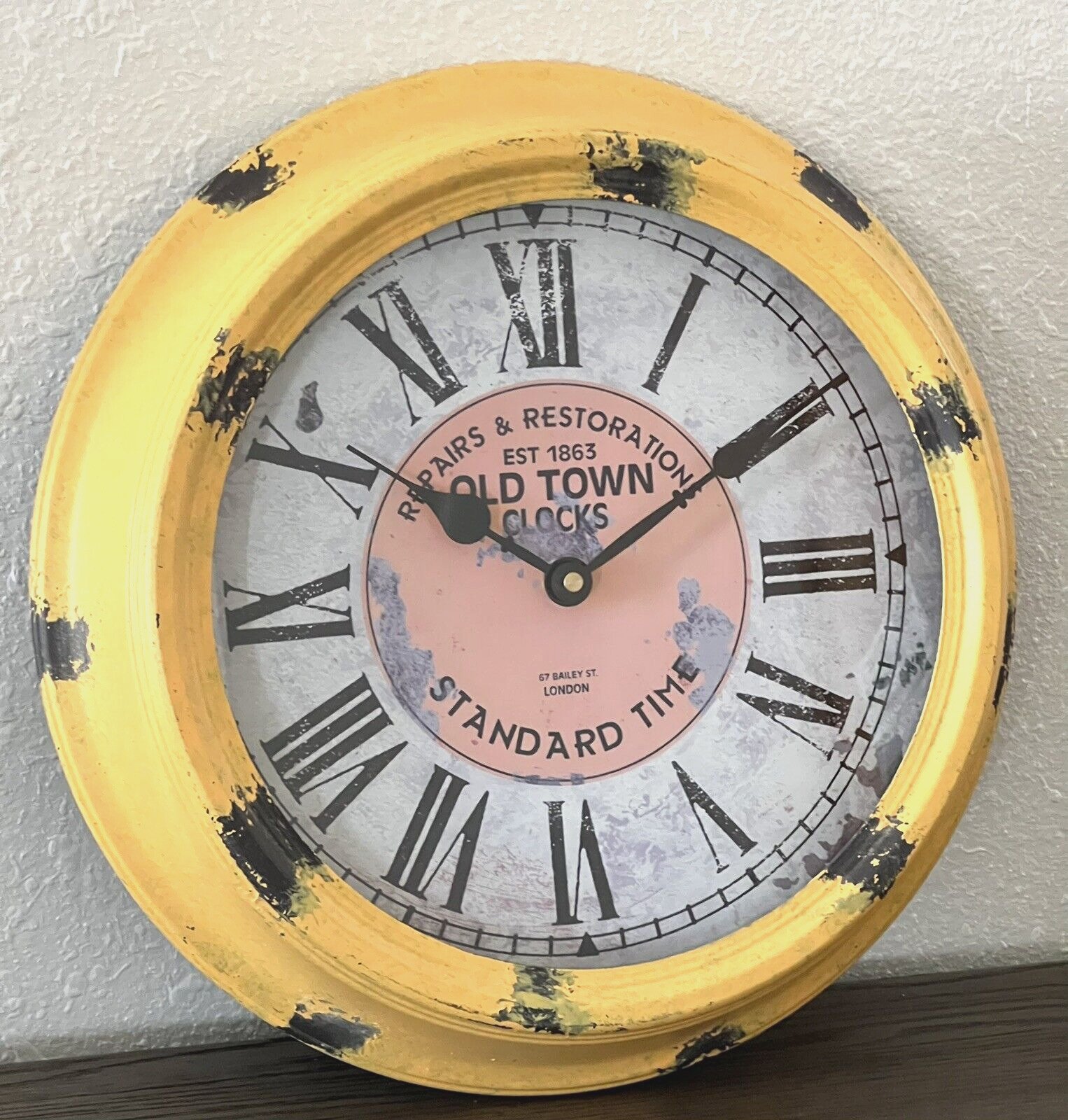 Rustic Style Faux Antique ROUND Wall Clock Distressed YELLOW Old Town London