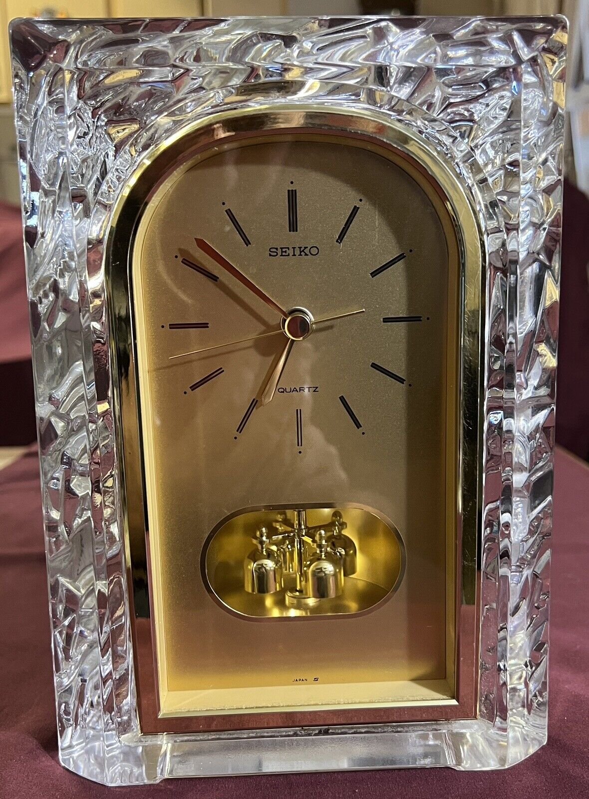 Seiko Quartz Mantel/Desk/Night Stand Clock QQZ127S
