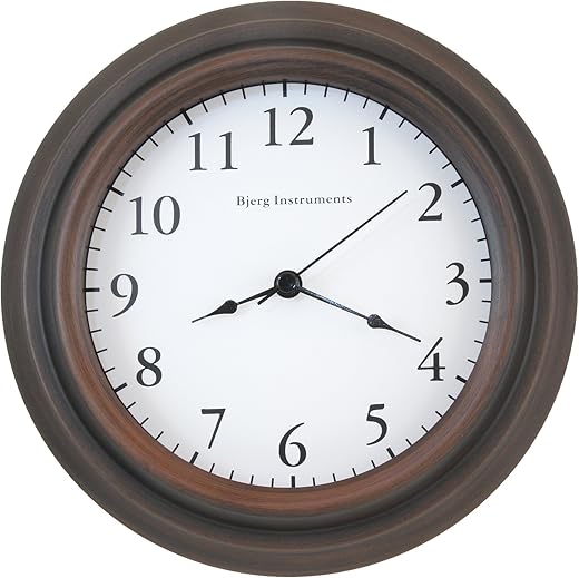 Small 8 Wall Clock (Bronze)