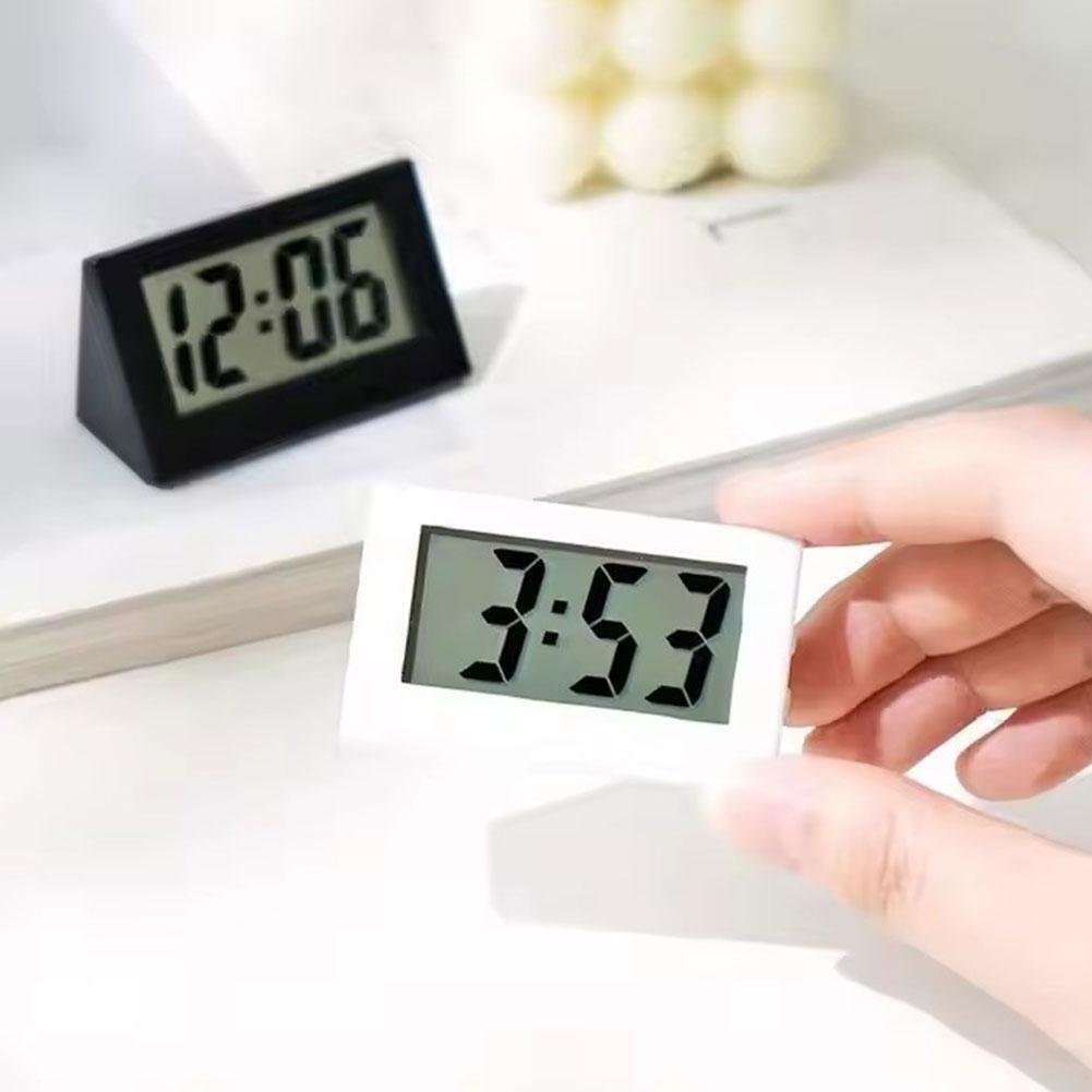 Small Digital Clock No Tick Electric Alarm Desk Clock With Button Battery