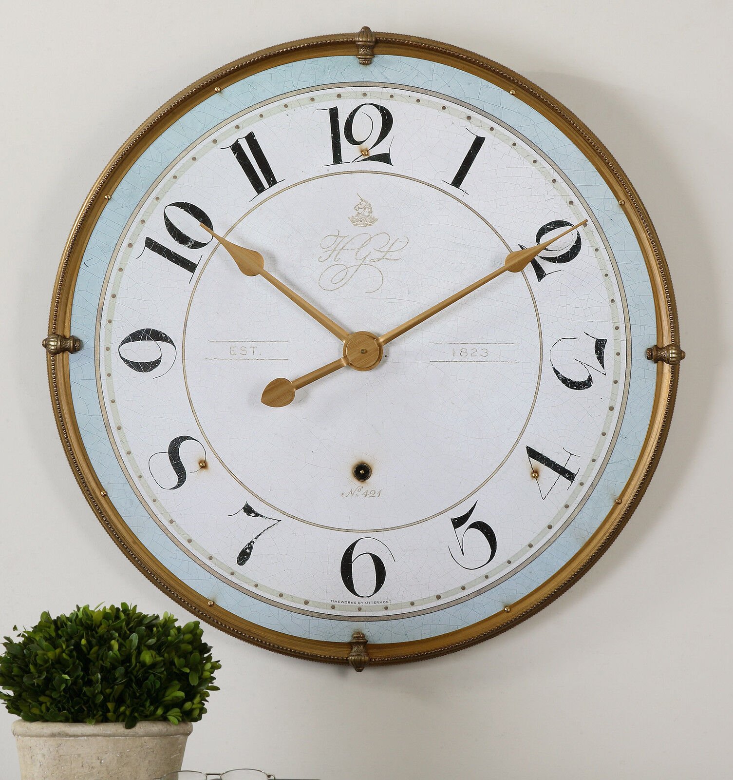 TORRIANA 32" ANTIQUED GOLD METAL ROUND WALL CLOCK LARGE NUMBERS AGED IVORY FACE