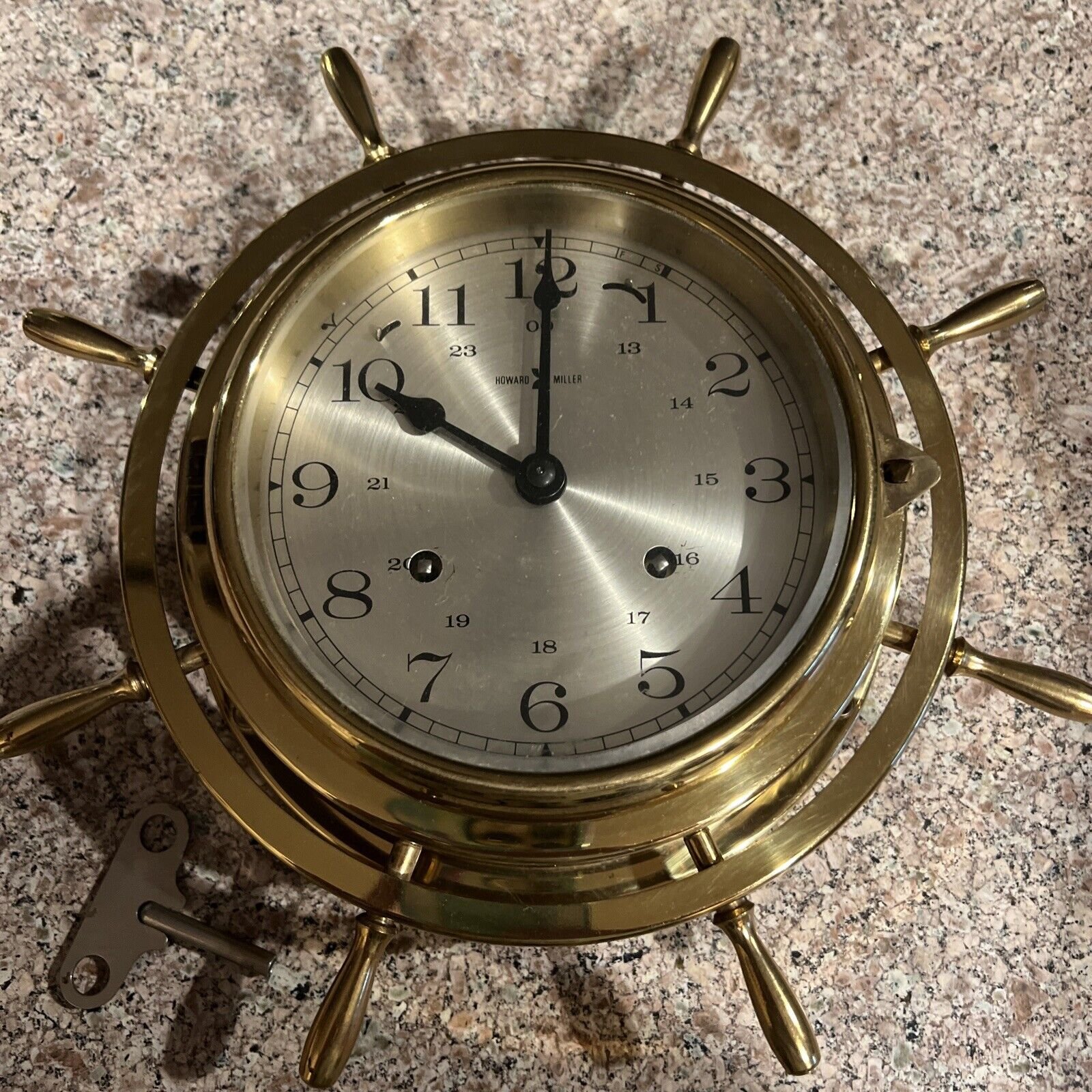 Vintage Howard Miller Nautical Brass Captain's Ship Wheel Wall Clock & Key