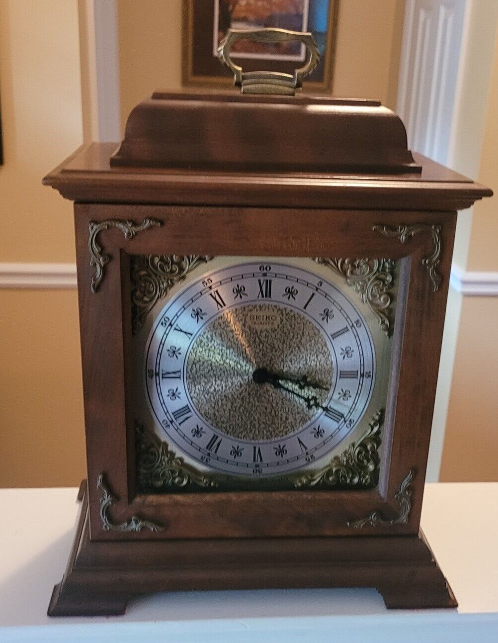 Vintage Seiko Mantel Larger size USA Dual Chime Quartz Working and Gorgeous