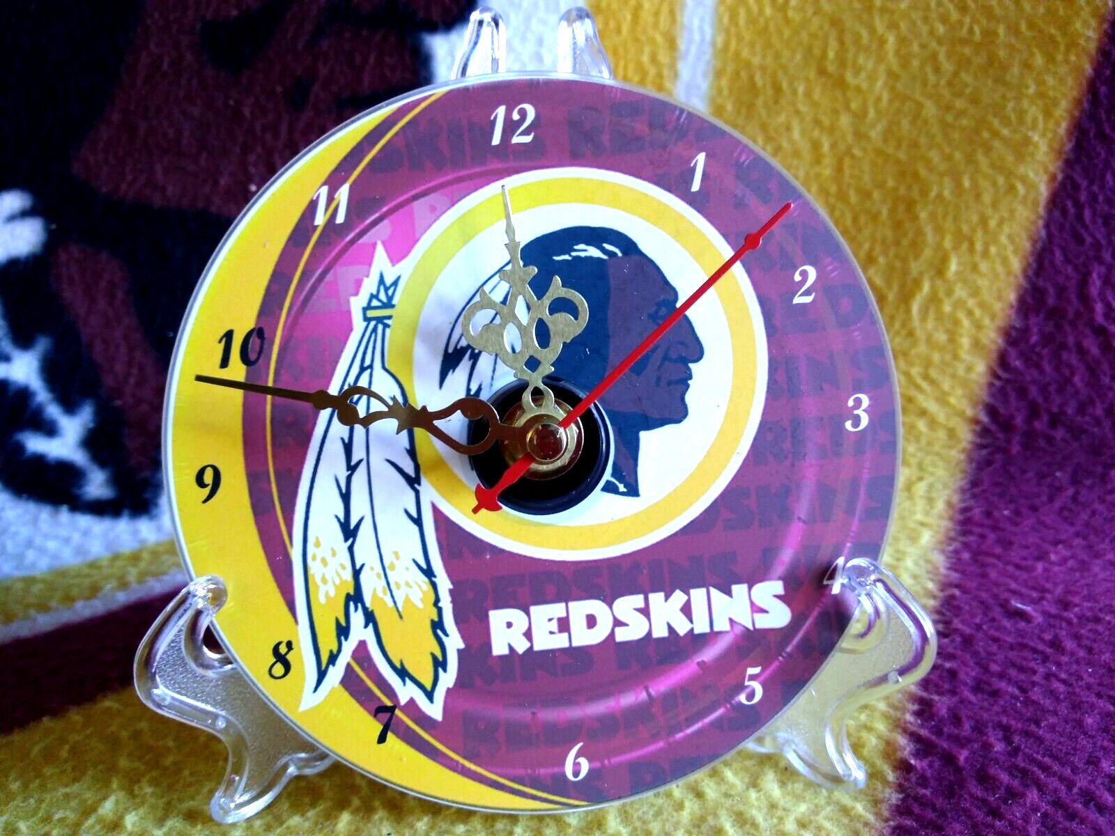 Washington Redskins Desk Top CD Clock - Battery Included