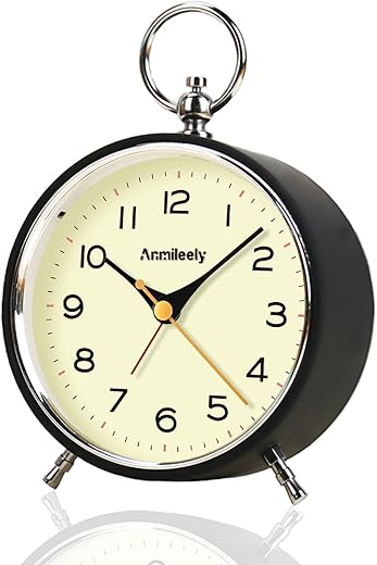 Analog Alarm Clock Non Ticking with Night Light Snooze 4.3 Inch Round Retro Alarm Clock Battery Operated Clock for Bedroom Living Room for Kids