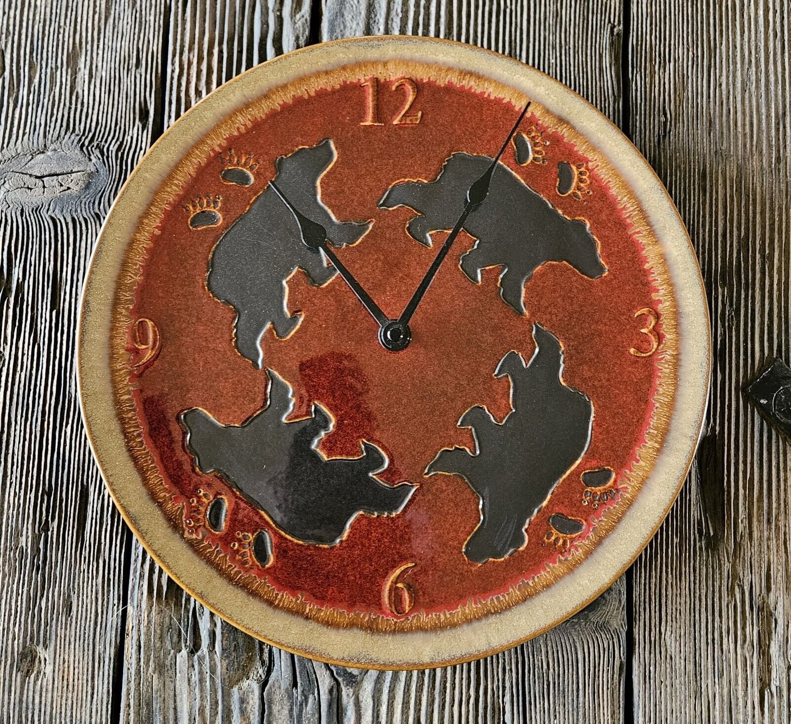 Big Sky Carvers Bear Stoneware Plate Clock 12 inch Working Accurately