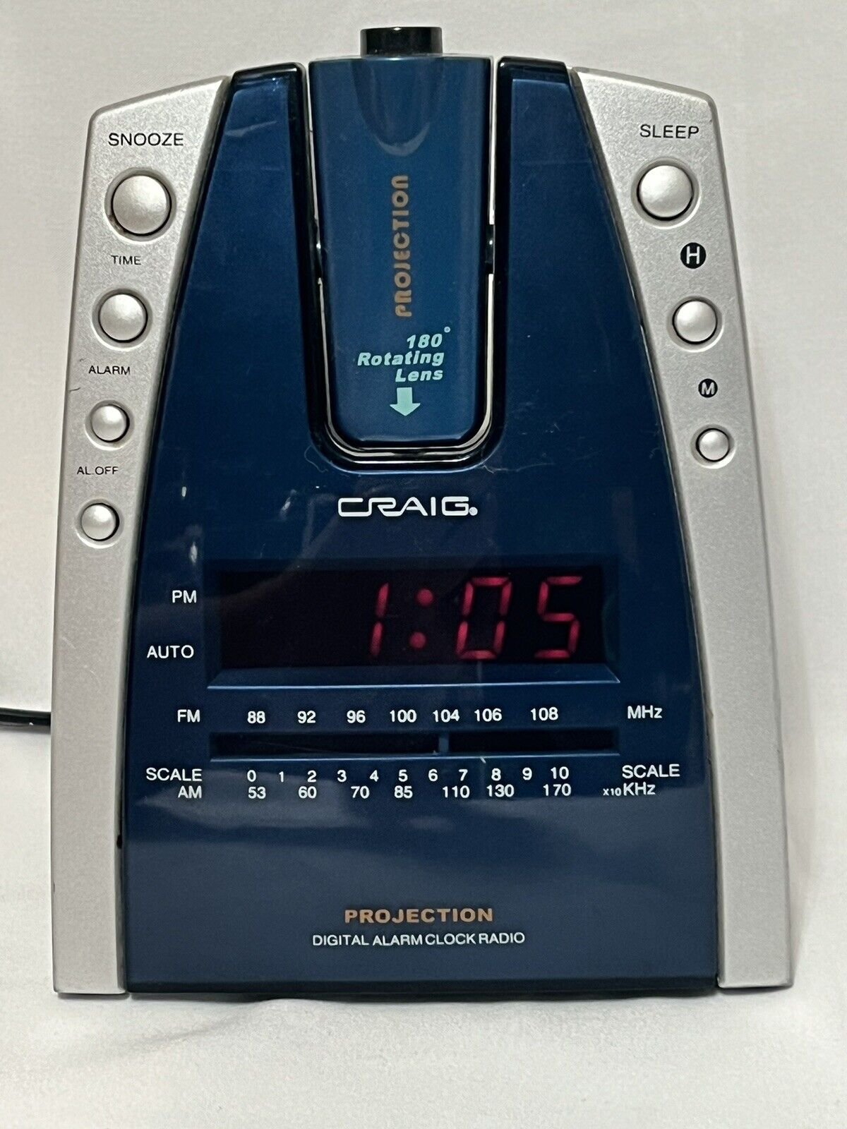 Craig Projection Digital Alarm Clock AM/FM Radio 180Β° Rotating Lens CR41025