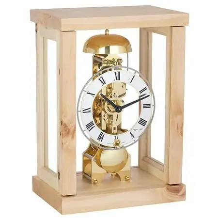 Hermle 23056090791 7 x 5 x 10.5 in. Brayden Windup Table Clock with Roman Dial, Maple & Brass