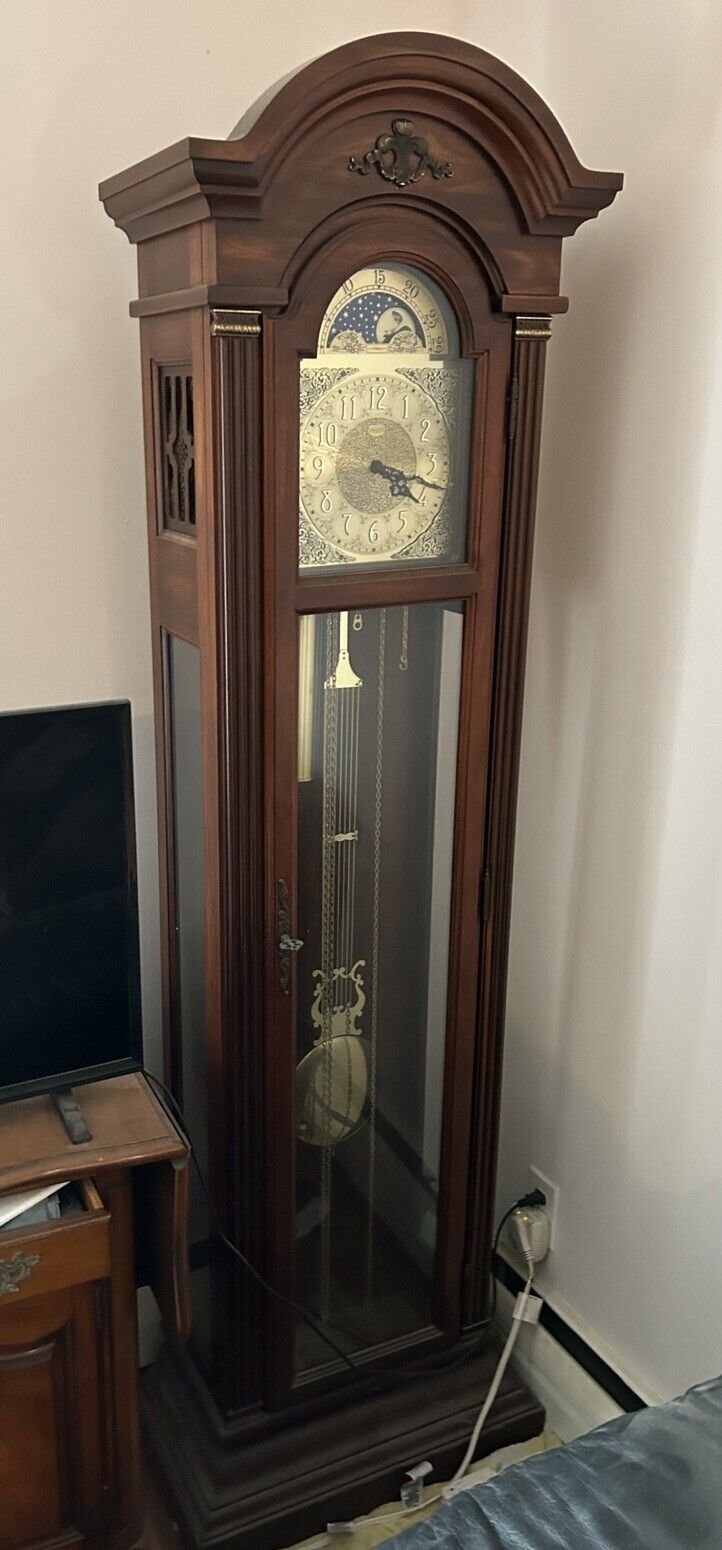 Two Grandfather Anqique Clocks In Immaculate Condition From 1981.
