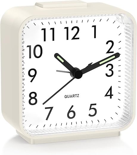 ORIA Analog Alarm Clock, Small Non Ticking Alarm Clock, 3 in Quartz Movement Silent Alarm Clock with Light, Snooze Function, Increasing Alarm Sound, Simple Alarm Clock for Elderly, Teen, White