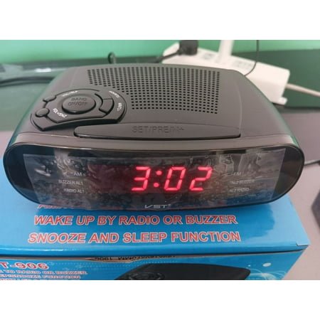 Clock controlled radio alarm clock with AM and FM channel Radio LED alarm clock with snooze function LED clock