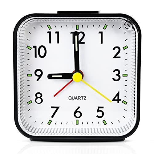 Lamisola Small Analog Travel Alarm Clock, Battery Operated Clock,Quieter Bedside Alarm Clocks for Bedrooms Bathroom Living Room Kitchen Shelf,Black